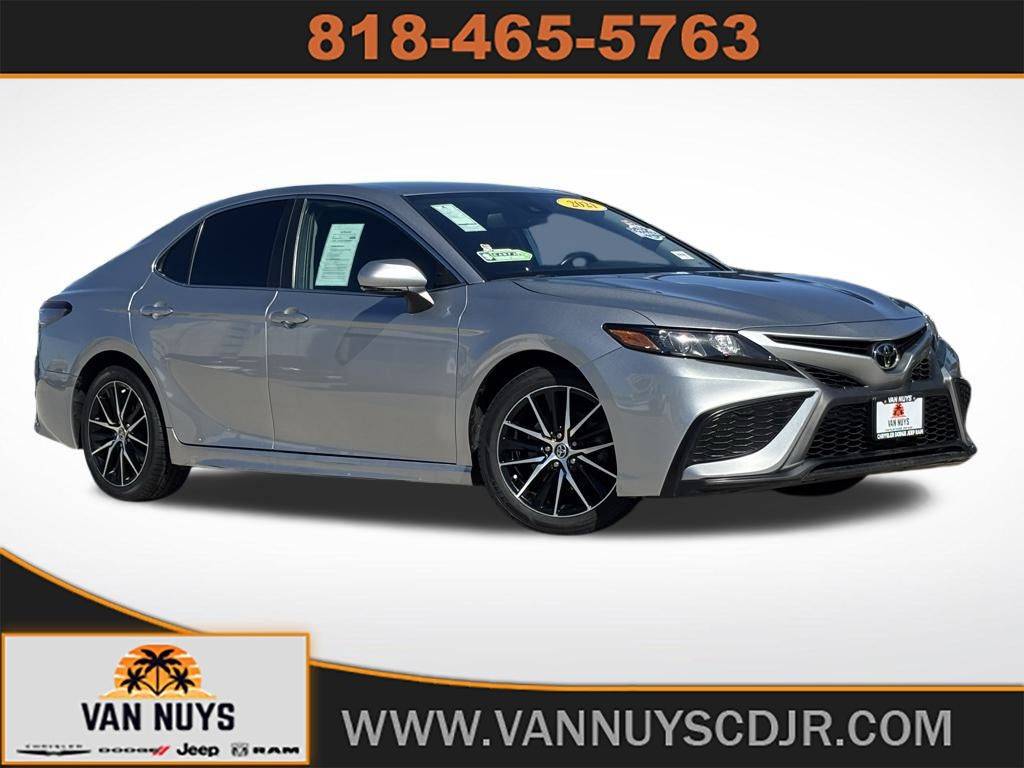 2021 Toyota Camry SE — Sedan — 82,331 mi — Van Nuys, CA
