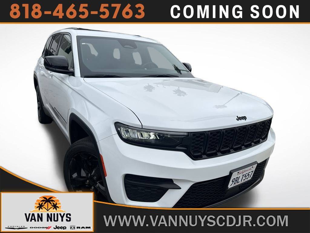2022 Jeep Grand Cherokee Altitude — SUV — 23,463 mi — Van Nuys, CA