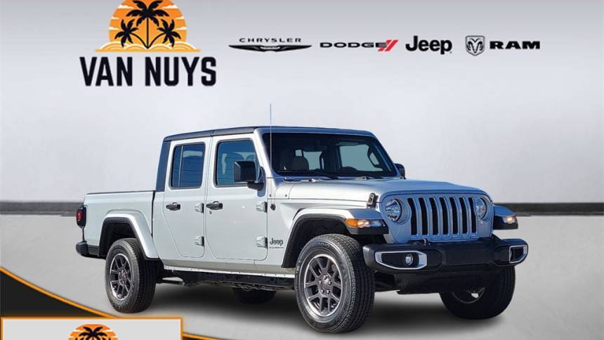 2023 Jeep Gladiator Overland — Pickup Truck — 28,669 mi — Van Nuys, CA