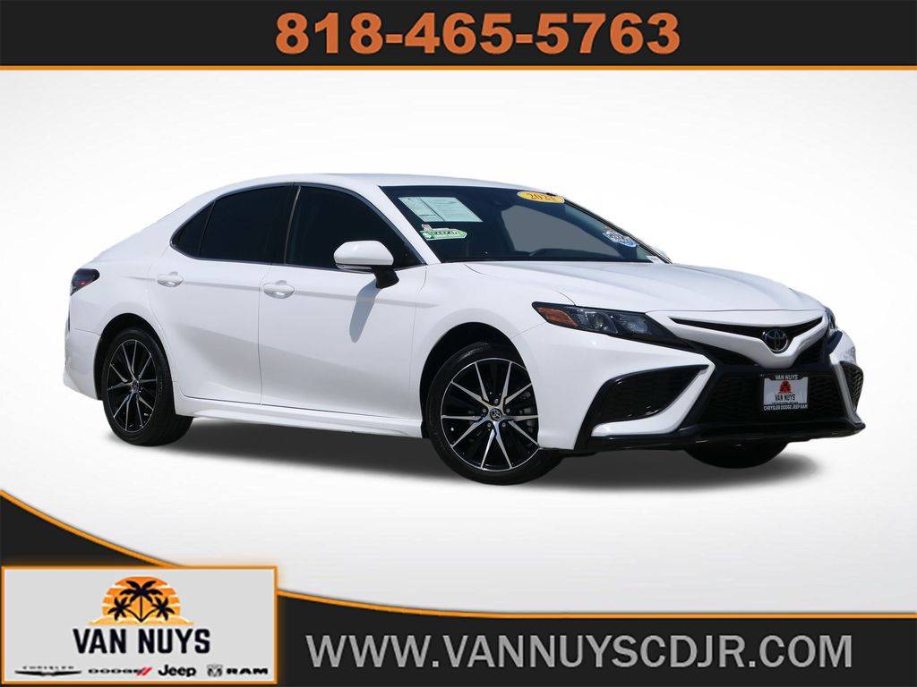 2023 Toyota Camry SE — Sedan — 20,999 mi — Van Nuys, CA