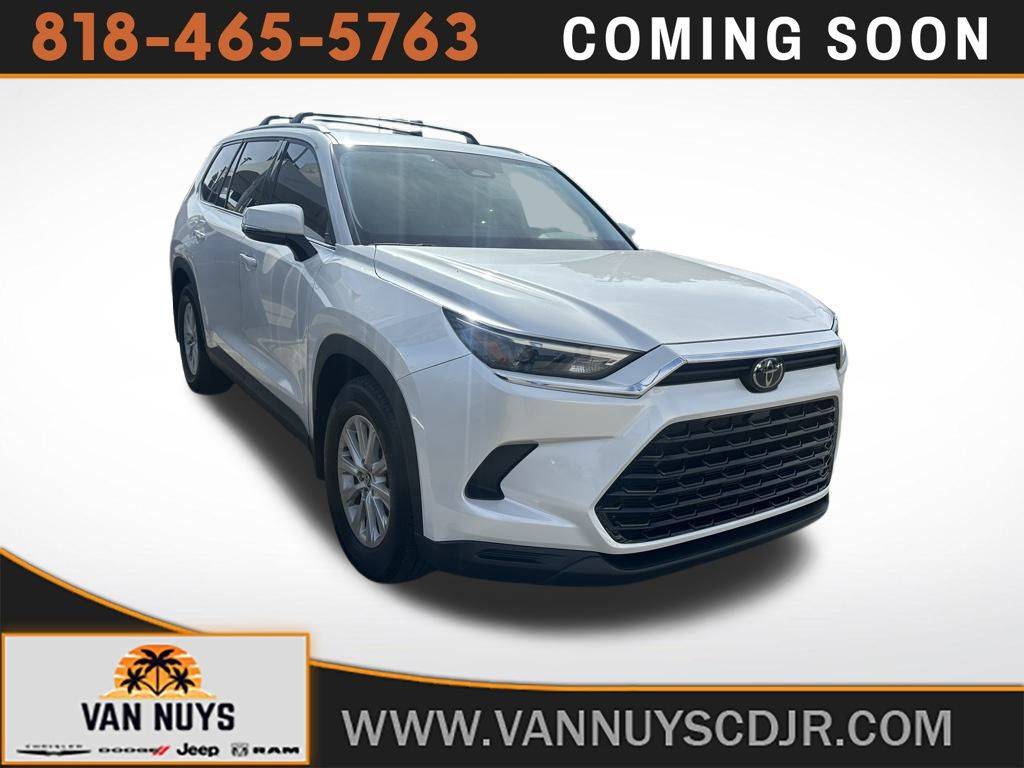 2024 Toyota Grand Highlander XLE — SUV — 10,171 mi — Van Nuys, CA