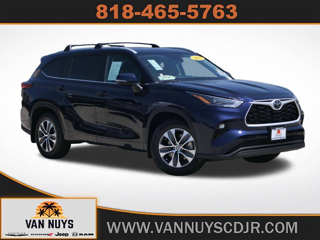2023 Toyota Highlander XLE — SUV — 18,287 mi — Van Nuys, CA