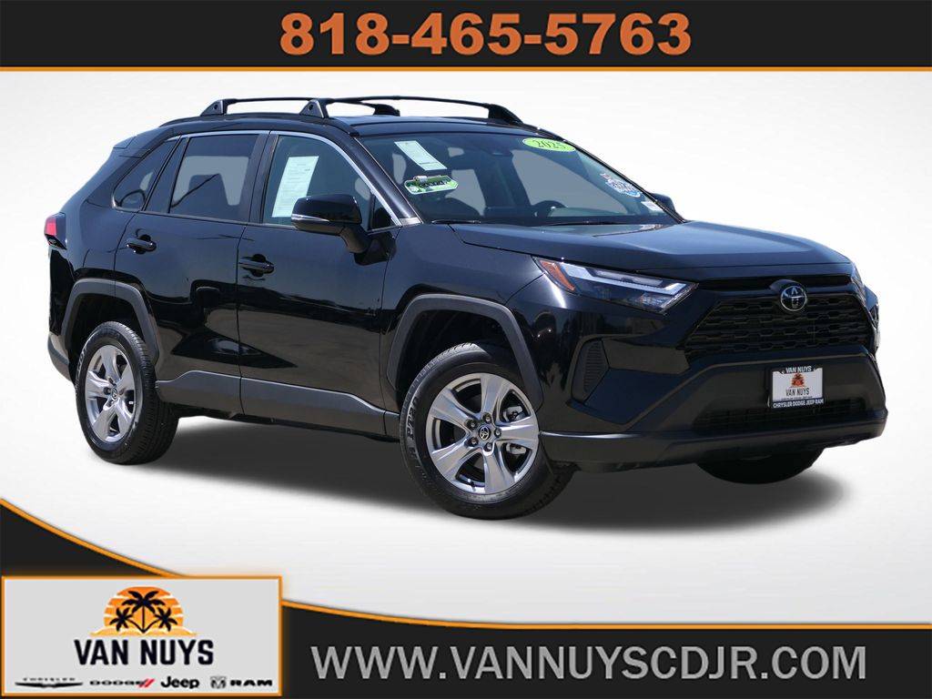 2025 Toyota RAV4 XLE — SUV — 1,570 mi — Van Nuys, CA