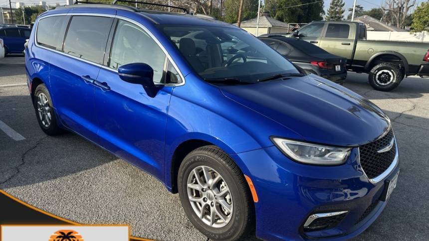 2021 Chrysler Pacifica Touring — Minivan — 76,697 mi — Van Nuys, CA