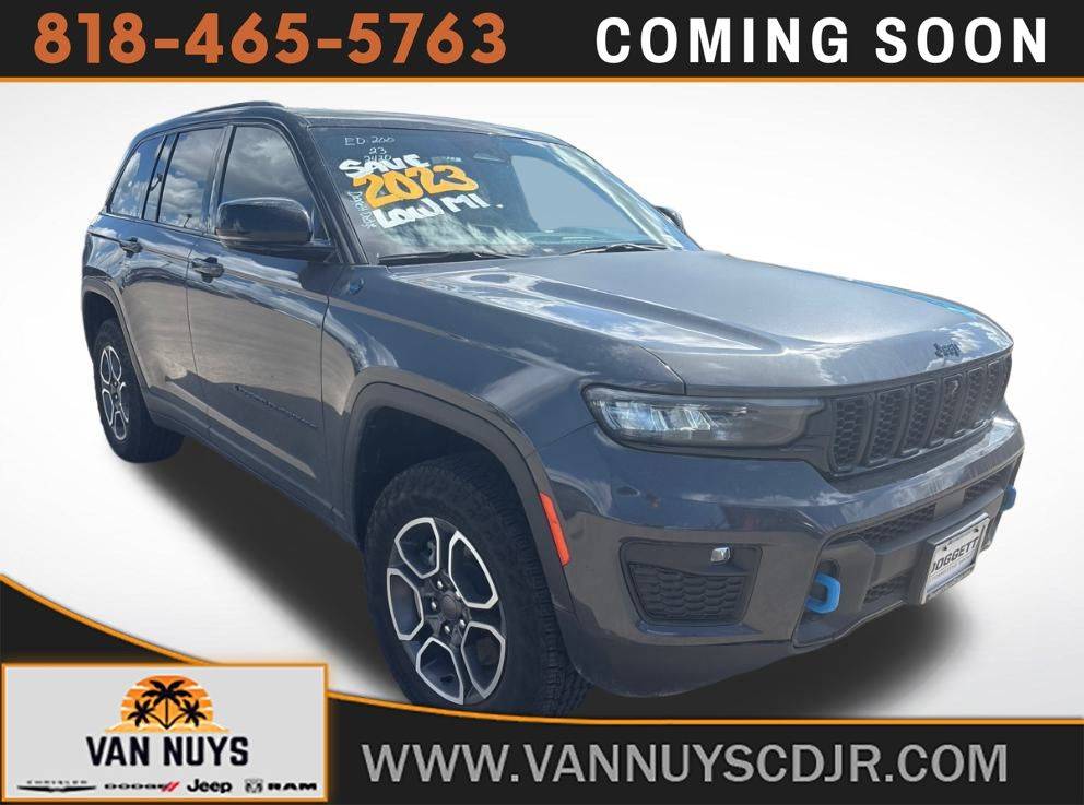 2023 Jeep Grand Cherokee Trailhawk 4xe — SUV — 3,000 mi — Van Nuys, CA