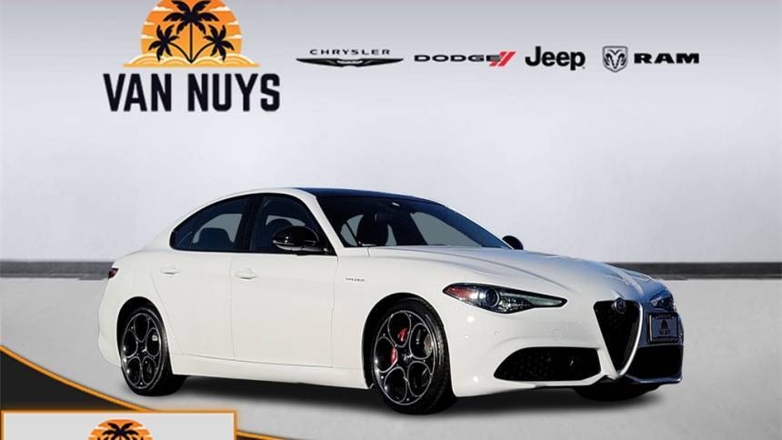 2023 Alfa Romeo Giulia Veloce — Sedan — 22,535 mi — Van Nuys, CA