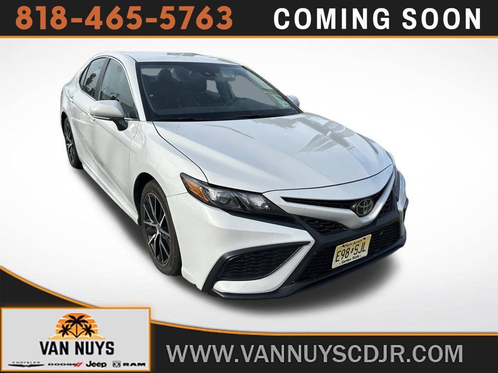 2023 Toyota Camry SE — Sedan — 55,012 mi — Van Nuys, CA