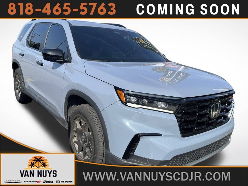 2025 Honda Pilot TrailSport — SUV — 16,082 mi — Van Nuys, CA