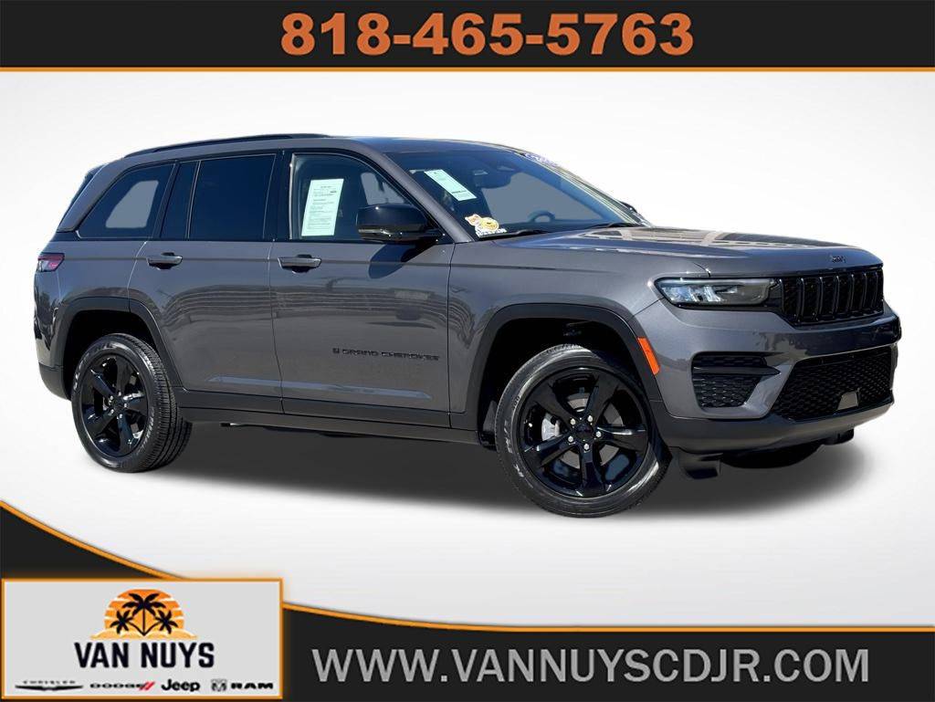 2023 Jeep Grand Cherokee Altitude — SUV — 18,695 mi — Van Nuys, CA