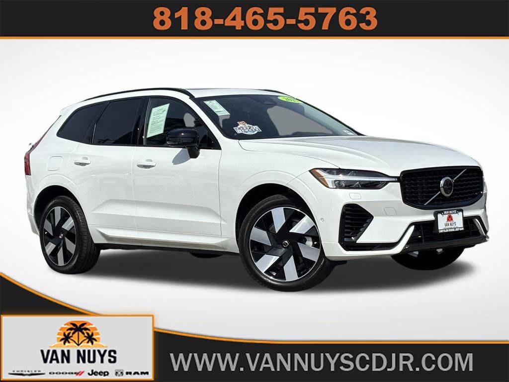 2025 Volvo XC60 Plug-In Hybrid Ultra — SUV — 11,680 mi — Van Nuys, CA