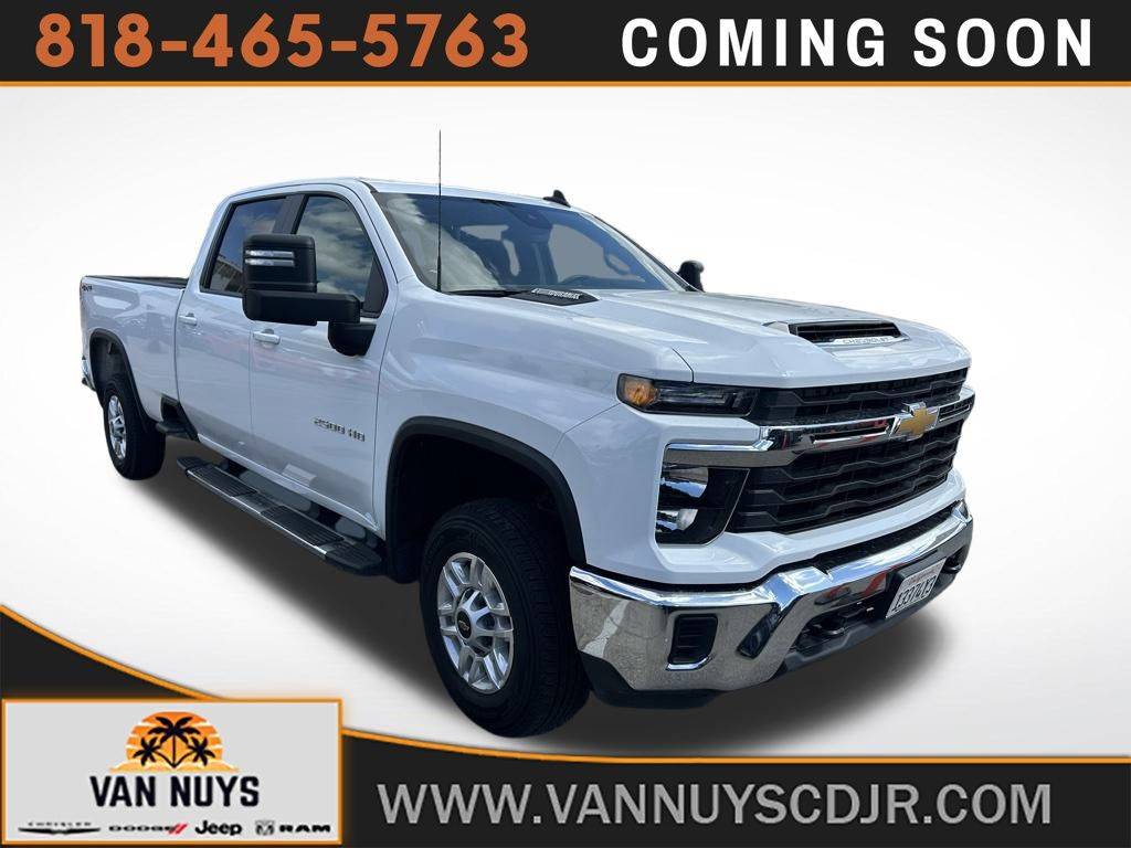 2024 Chevrolet Silverado 2500HD LT — Pickup Truck — 38,149 mi — Van Nuys, CA