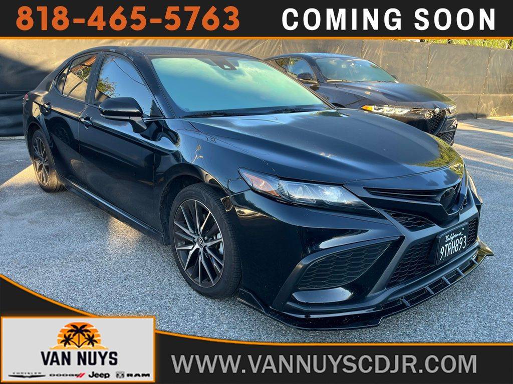 2021 Toyota Camry SE — Sedan — 83,510 mi — Van Nuys, CA