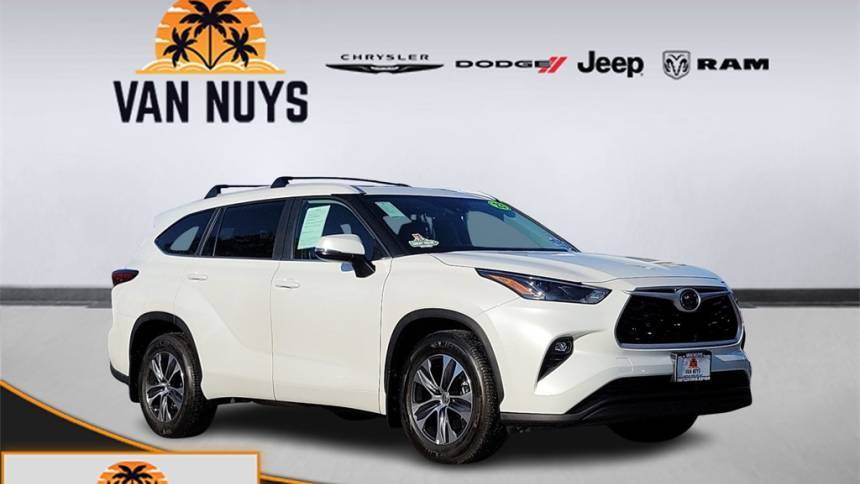 2023 Toyota Highlander XLE — SUV — 24,943 mi — Van Nuys, CA