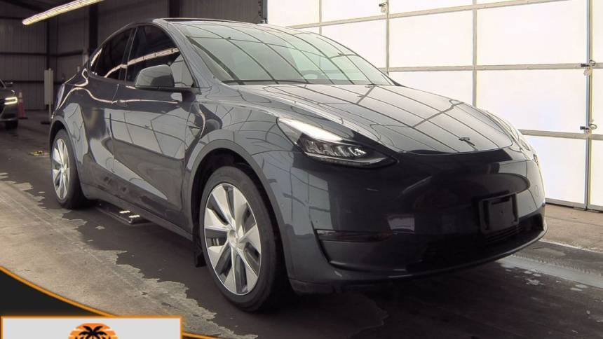 2021 Tesla Model Y Standard Range — SUV — 24,041 mi — Van Nuys, CA