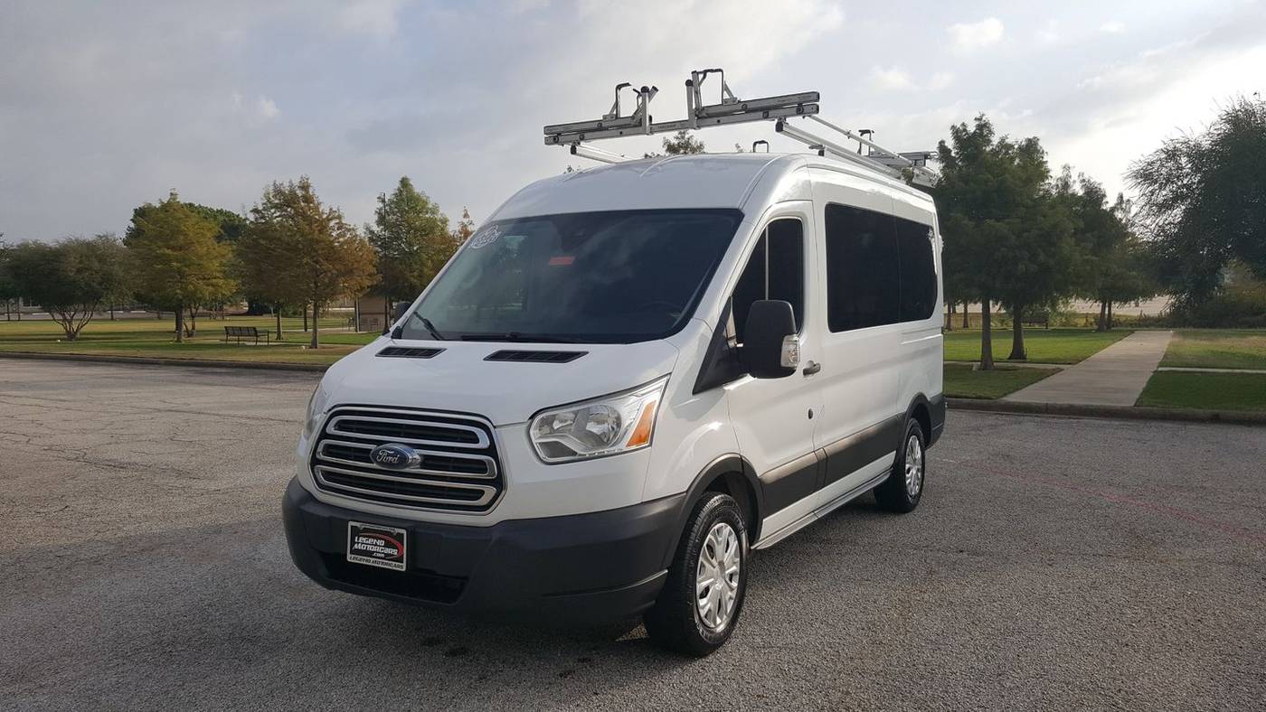 2017 Ford Transit Passenger Wagon T-150 XLT — Passenger Van — 92,194 mi — Carrollton, TX