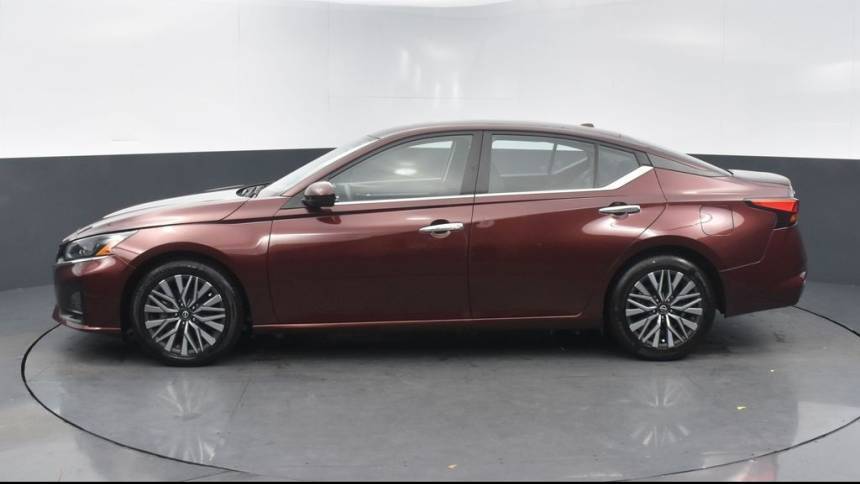2023 Nissan Altima SV — Sedan — 57,091 mi — Oxford, AL