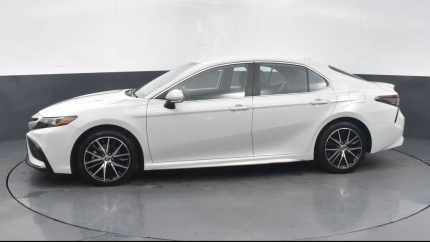 2023 Toyota Camry SE — Sedan — 59,416 mi — Oxford, AL