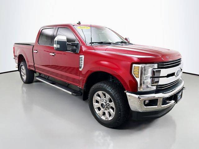 2019 Ford Super Duty F-250 Lariat — Pickup Truck — 98,130 mi — Bloomington, IL