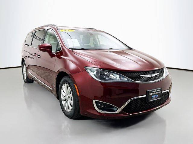 2017 Chrysler Pacifica Touring L — Minivan — 88,577 mi — Bloomington, IL