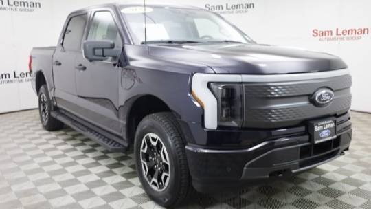 2023 Ford F-150 Lightning XLT — Pickup Truck — 4,516 mi — Bloomington, IL