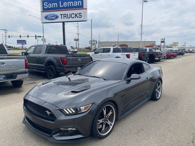 2017 Ford Mustang GT — Coupe — 53,110 mi — Bloomington, IL