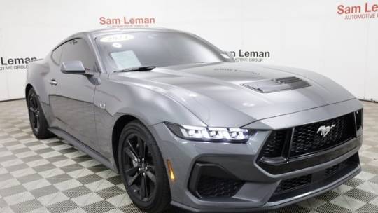2024 Ford Mustang GT — Coupe — 10,327 mi — Bloomington, IL