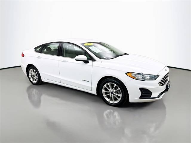 2019 Ford Fusion Hybrid SE — Sedan — 80,600 mi — Bloomington, IL