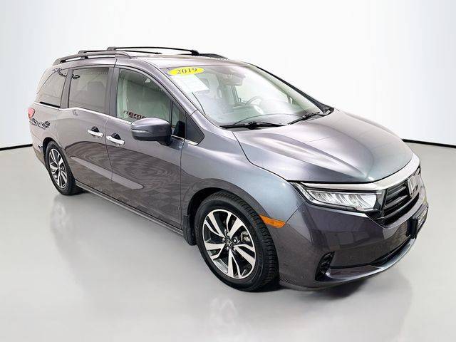 2021 Honda Odyssey Touring — Minivan — 72,576 mi — Bloomington, IL