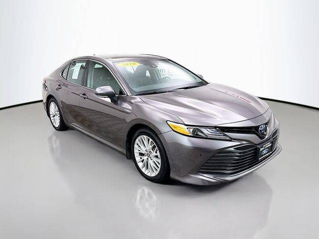 2020 Toyota Camry Hybrid XLE — Sedan — 60,458 mi — Bloomington, IL