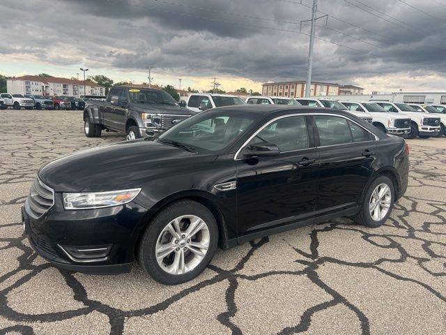 2018 Ford Taurus SEL — Sedan — 115,722 mi — Bloomington, IL
