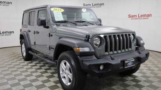 2023 Jeep Wrangler Sport S — SUV — 35,151 mi — Bloomington, IL