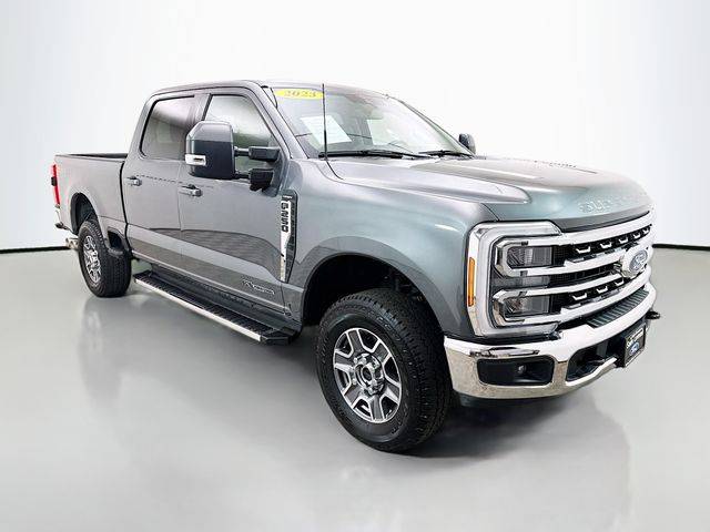 2023 Ford Super Duty F-250 LARIAT — Pickup Truck — 14,218 mi — Bloomington, IL