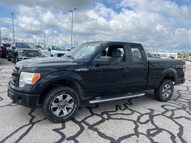 2014 Ford F-150 STX — Pickup Truck — 199,995 mi — Bloomington, IL
