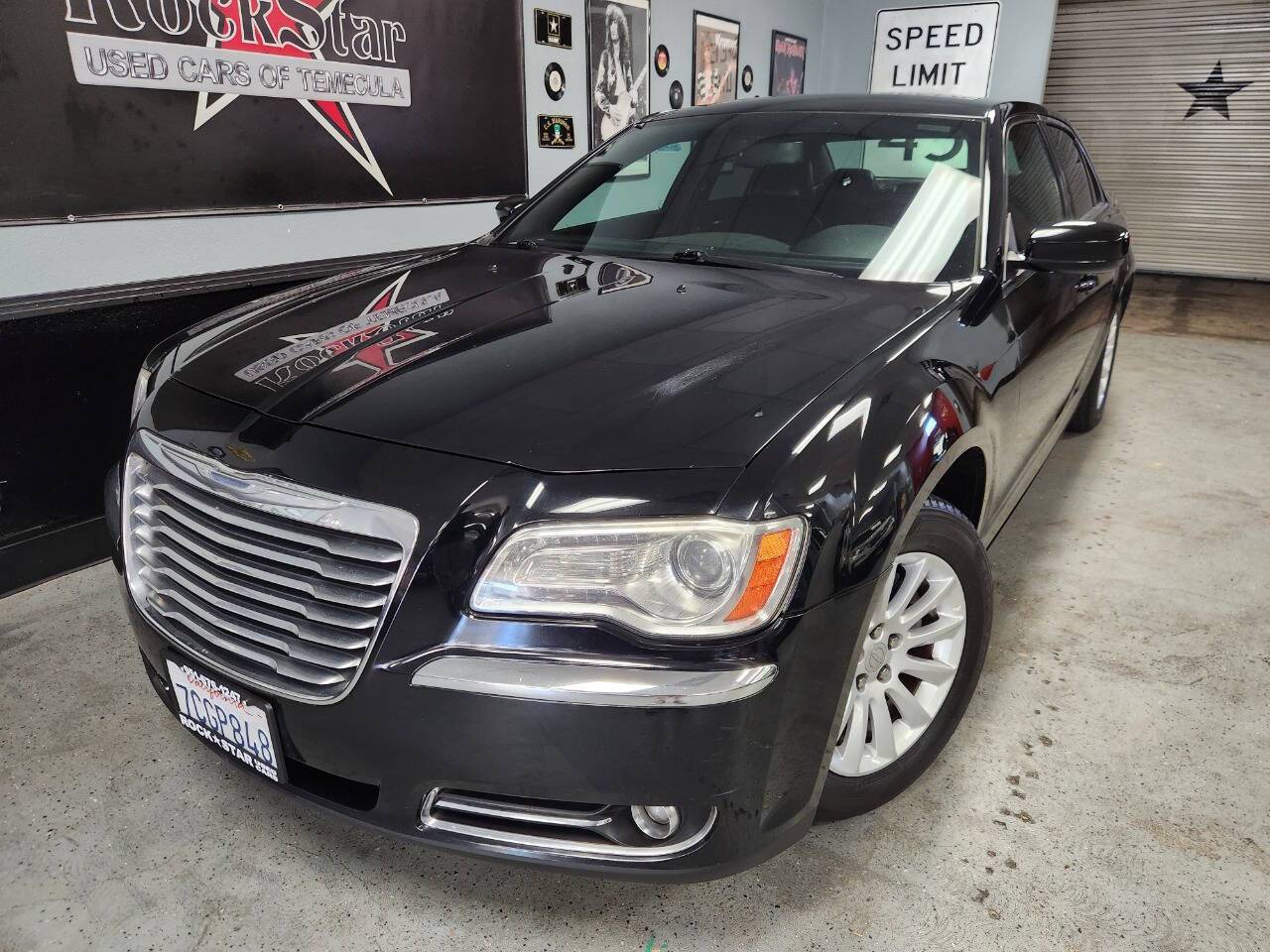 2013 Chrysler 300 Base — Sedan — 146,377 mi — Temecula, CA