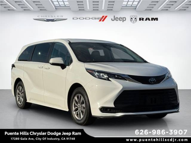 2023 Toyota Sienna LE — Minivan — 58,000 mi — City of Industry, CA