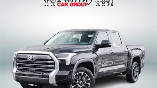 2025 Toyota Tundra Limited — Pickup Truck — 2,651 mi — Arlington, TX