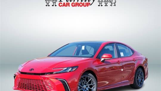 2025 Toyota Camry Hybrid XSE — Sedan — 9,425 mi — Arlington, TX