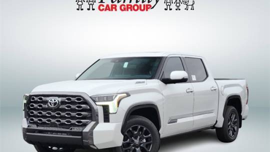 2025 Toyota Tundra Hybrid Platinum — Pickup Truck — 21,225 mi — Arlington, TX