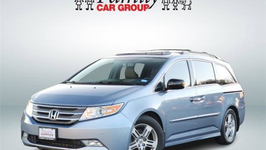 2013 Honda Odyssey Touring — Minivan — 136,679 mi — Arlington, TX