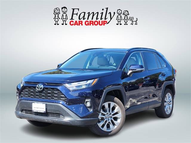 2025 Toyota RAV4 XLE Premium — SUV — 18,756 mi — Arlington, TX