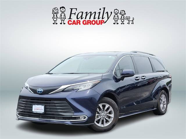 2023 Toyota Sienna XLE — Minivan — 63,473 mi — Arlington, TX