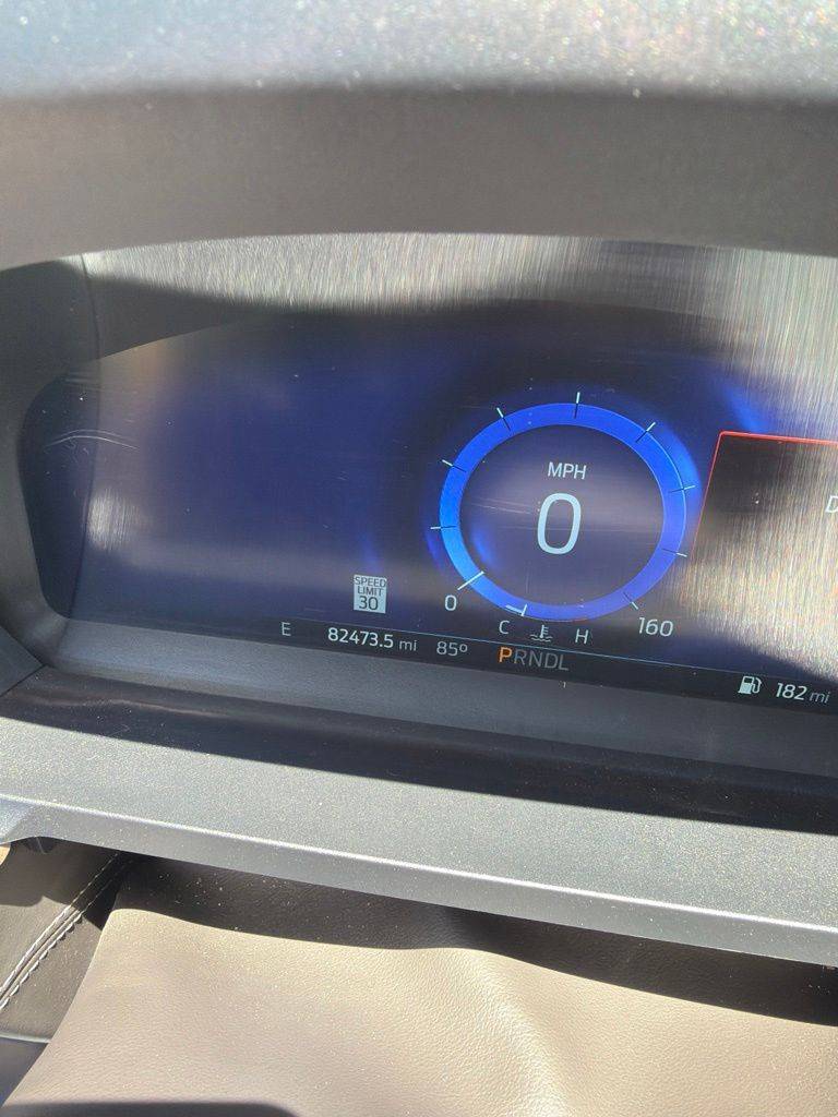 2022 Ford Explorer Hybrid Platinum
