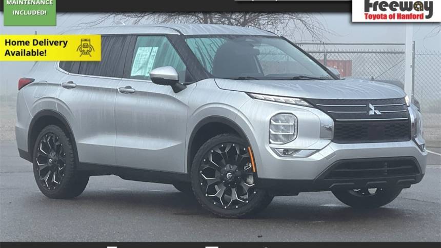 2022 Mitsubishi Outlander ES — SUV — 35,652 mi — Hanford, CA