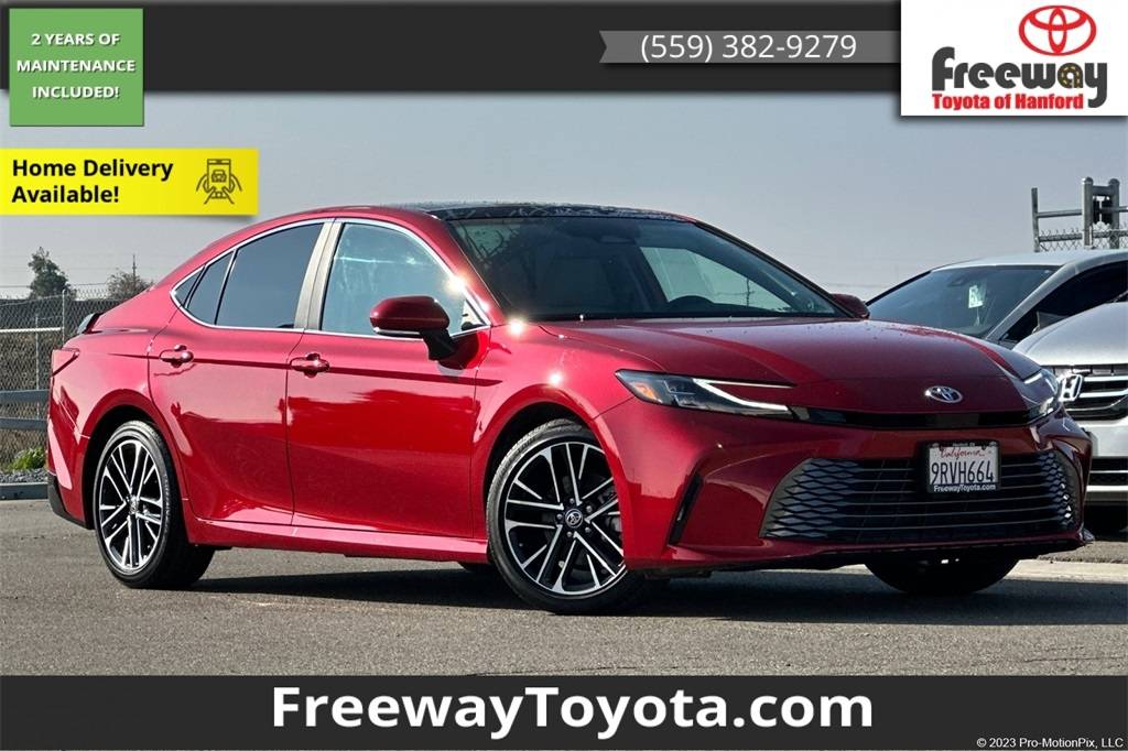 2025 Toyota Camry Hybrid XLE — Sedan — 10,660 mi — Hanford, CA