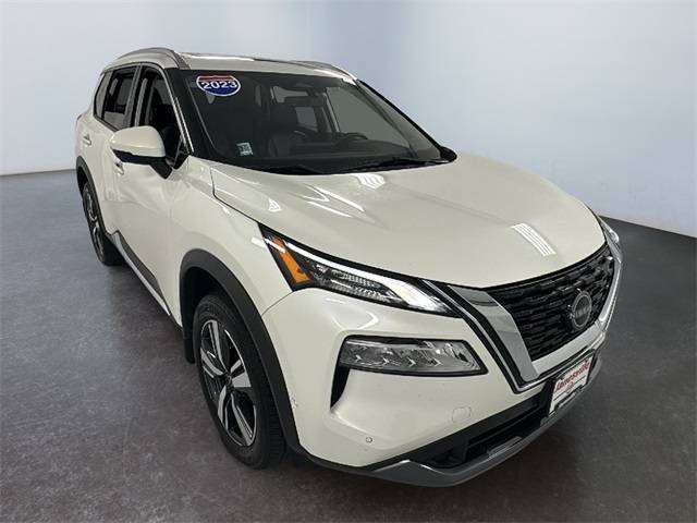 2023 Nissan Rogue SL — SUV — 30,245 mi — Janesville, WI