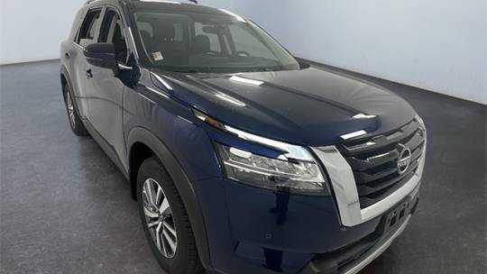 2024 Nissan Pathfinder SL — SUV — 8,193 mi — Janesville, WI