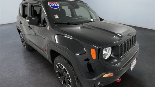2023 Jeep Renegade Trailhawk — SUV — 9,015 mi — Janesville, WI