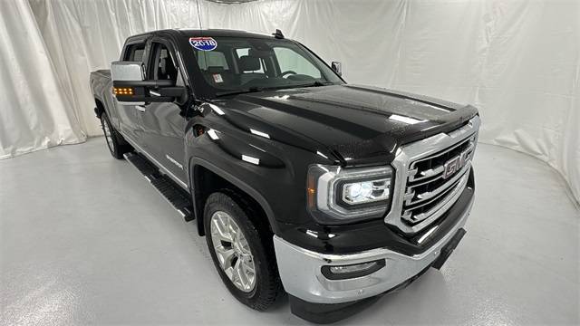 2018 GMC Sierra 1500 SLT — Pickup Truck — 104,588 mi — Janesville, WI