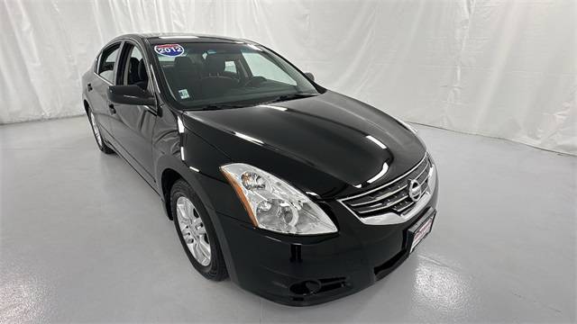 2012 Nissan Altima 2.5 S — Sedan — 99,200 mi — Janesville, WI