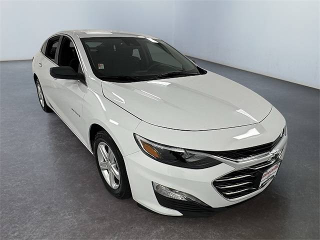 2023 Chevrolet Malibu LS — Sedan — 15,678 mi — Janesville, WI